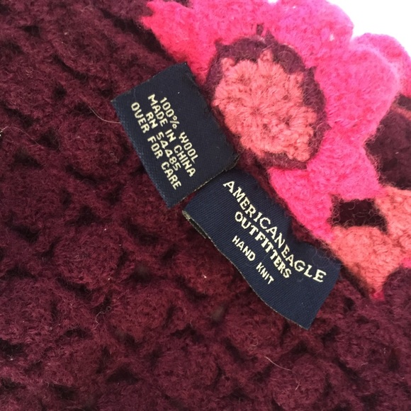 American Eagle Pink Flower Trimmed Open Knit Scarf - Picture 3 of 3